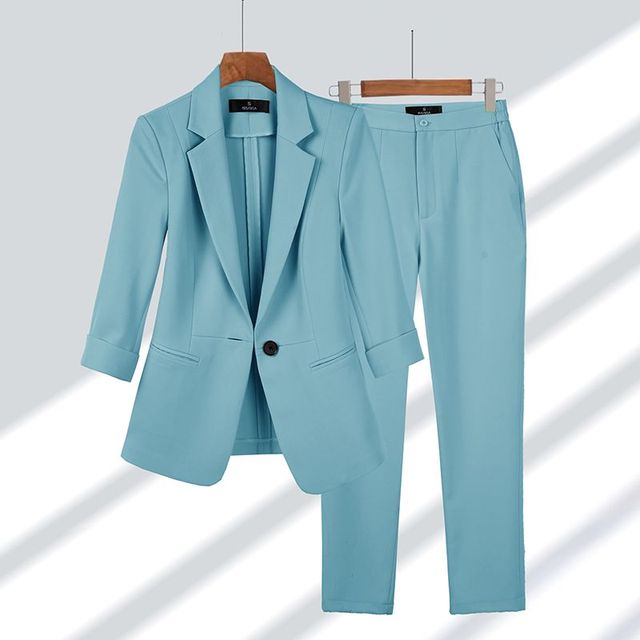 1+1 gratis  Blazer en broek